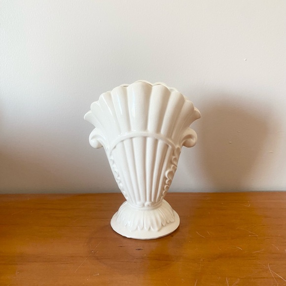 Hand Painted Japanese Vase - Picture 1 of 7